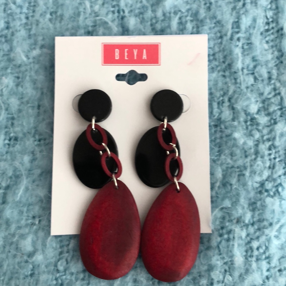 BEYA Tear Drop Earrings